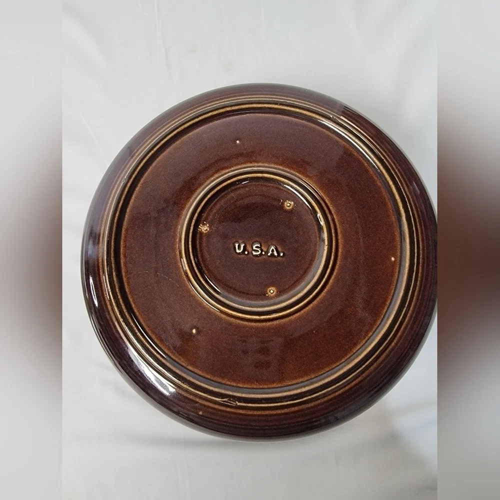 Red Wing USA Pottery Vintage Village Green 2 Quart Round Covered Casserole Dish